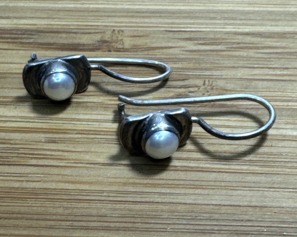 Vintage 925 Sterling Silver Cultured Pearl Earrings Hinged Wire Pierced